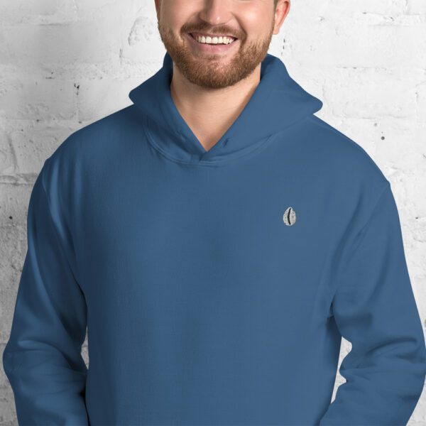 🐚 Salty Soul – Unisex Kapuzenpullover mit gestickter Kaurimuschel – Bild 7